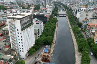 Cận cảnh cầu di động trên sông Tô Lịch, hiện đại không kém gì nước ngoài