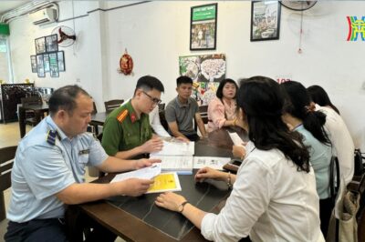 Đoàn kiểm tra liên ngành có mặt tại quán lòng của ông chủ quán lòng se điếu