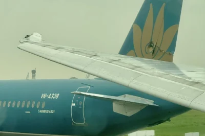 MỚI: Đã có nh/ân ch/ứng đầu tiên trên 2 chuyến bay va vào nhau ở Nội Bài lên tiếng, chia sẻ rằng …