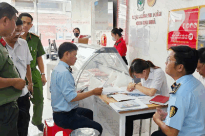 C.P Việt Nam có quá khứ không trong sạch