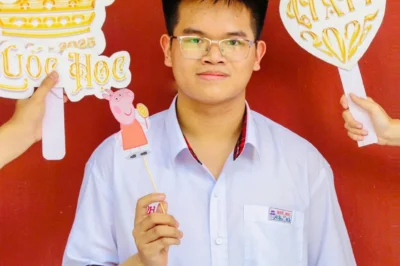 Bí kíp ôn luyện cấp tốc chỉ 150 phút cho mỗi đề, đạt điểm Toán tuyệt đối của thủ khoa dẫn đầu 150.000 thí sinh