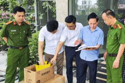 Khám nhà đại ca Vi “Ngộ” – p/h/át h-iệ-n g.ì bên trong căn biệt thự kín cổng cao tường?