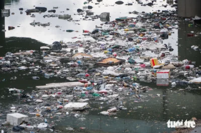 Sông Tô Lịch ngay lúc này