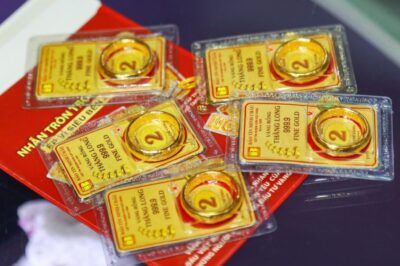 Cập nhật trưa 7/7: Ai đang ôm vàng nhẫn c-h-ú ý …